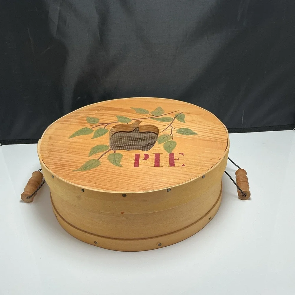 Vtg. Apple Pie Basket Wood Handles & Peek Screen Window Cover Decor Purpose Only
